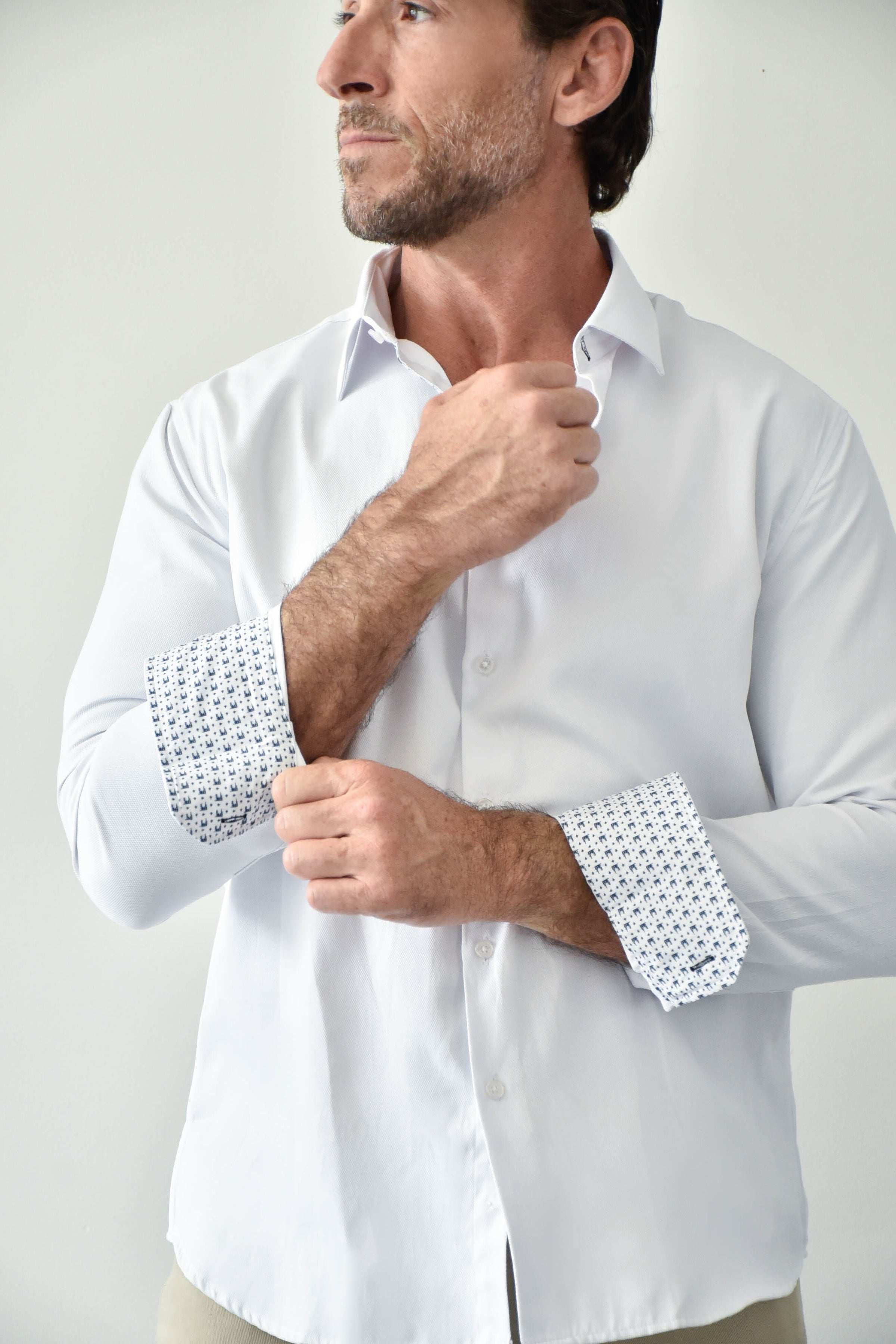 ELEVATE ATHLETIC FIT DRESS SHIRT Cirrus White / S ELEVATE ATHLETIC FIT DRESS SHIRT Cirrus White / S